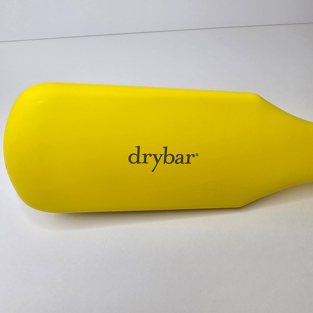 Drybar The Brush Crush Heated Straightening Brush Model 900-1595-4 Like new